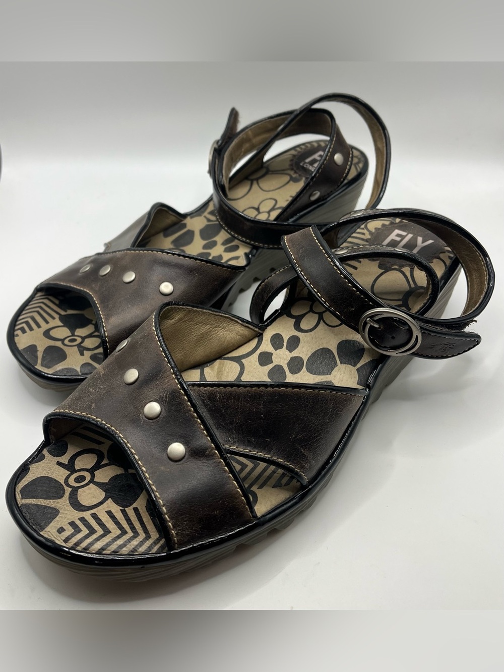 FLY London Strappy Wedge Sandals Womens EU 40 US 9 Brown Leather Studded Floral